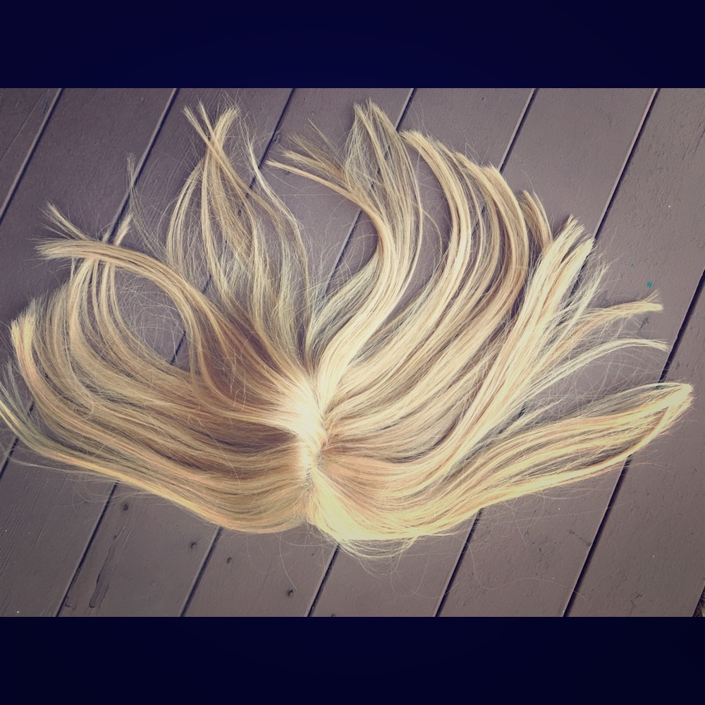 Blond topper. Rémy hair.